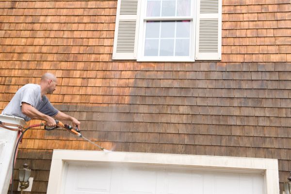 Cedar Siding Cleaning Service